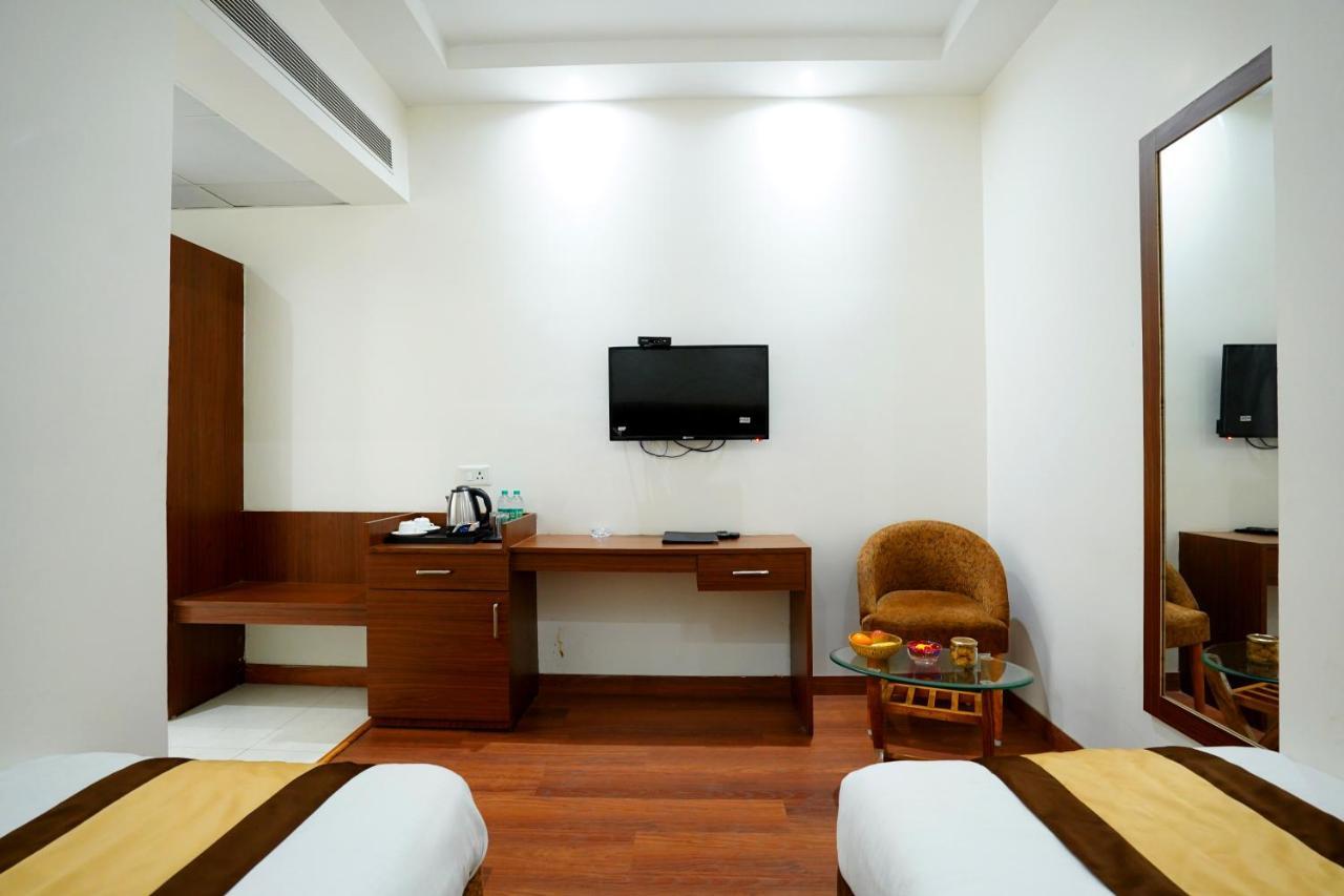 Dewdrop Shankh Amritsar Extérieur photo
